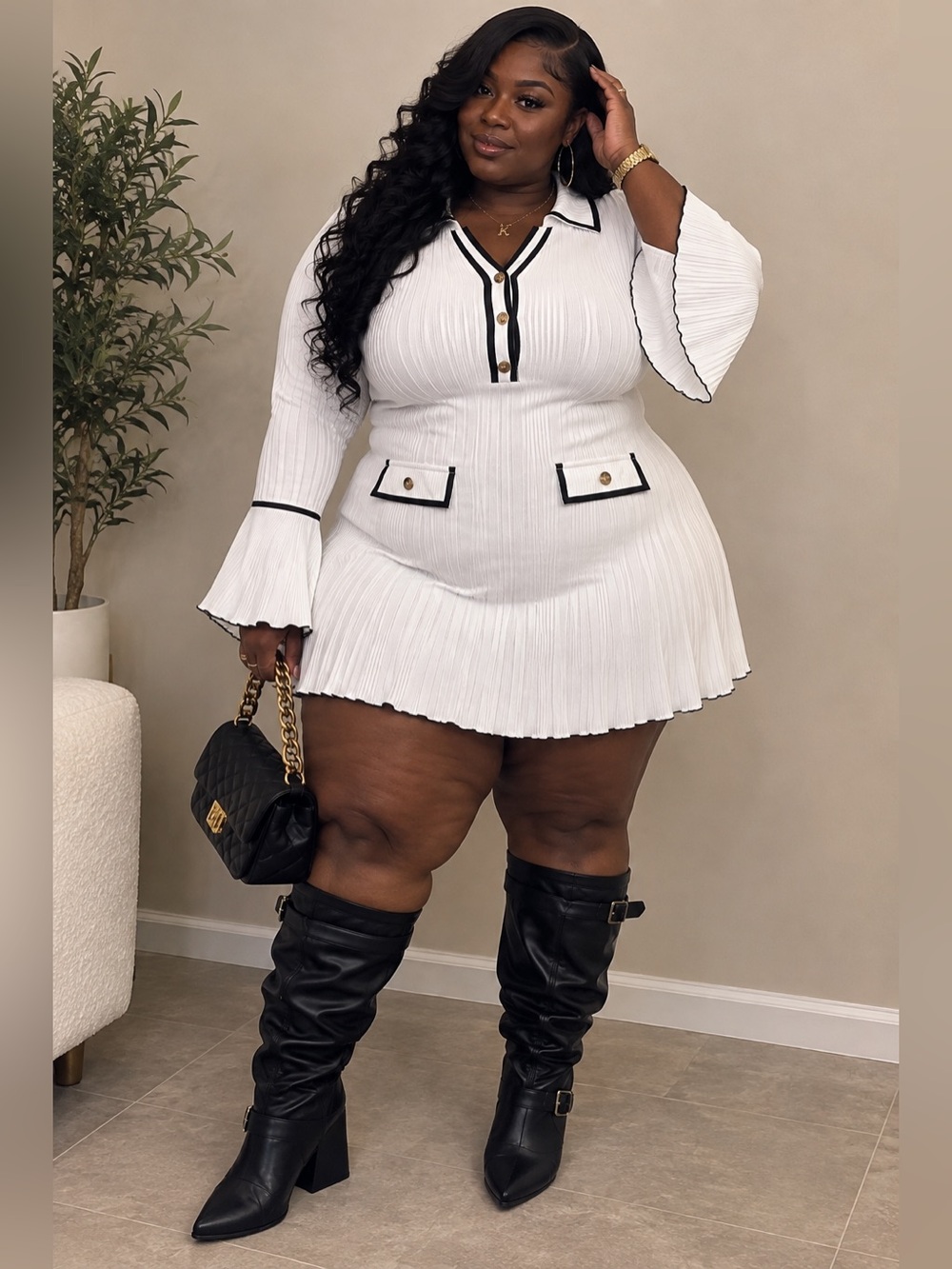 Plus White Black Trim Pleated Mini Dress 4X(3XL Fit)